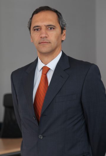 Juan Pablo Linares Vellido - abogado